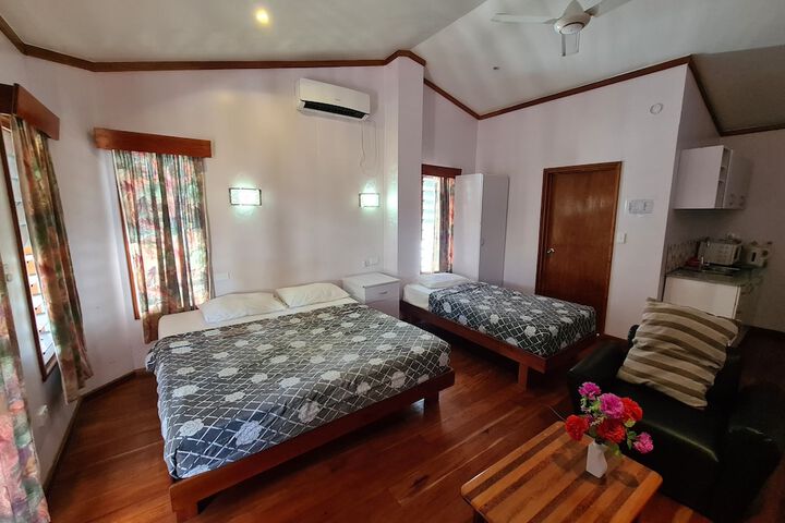 Room 13 of 42