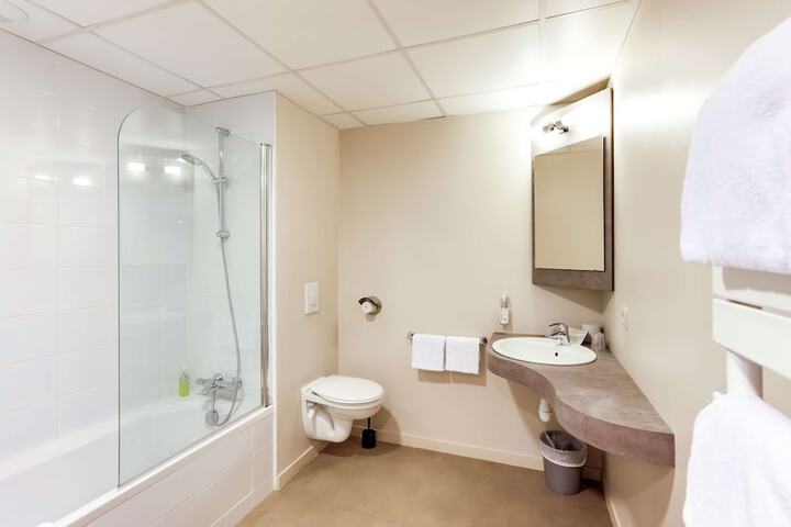 Clean Restrooms