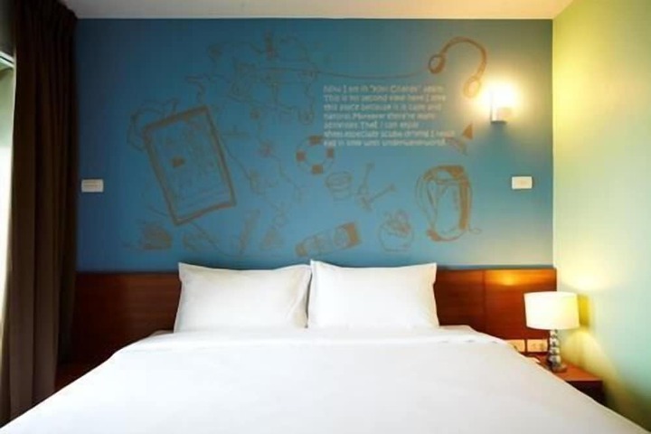 Room 17 of 41