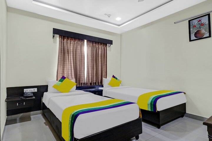Room 7 of 28