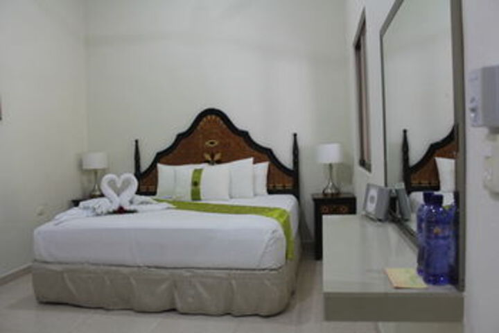 Room 19 of 39