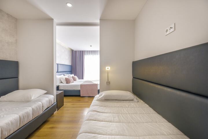 Room 21 of 41