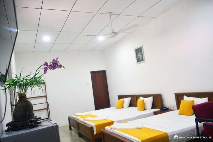 Room 9 of 21