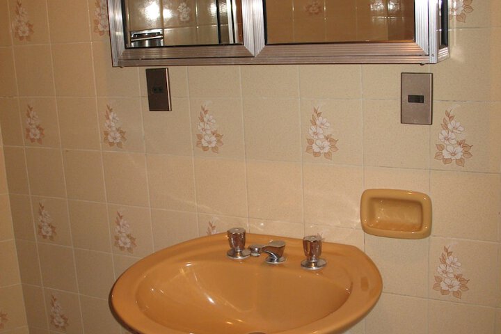 Room 14 of 48