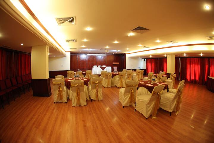 Banquet hall