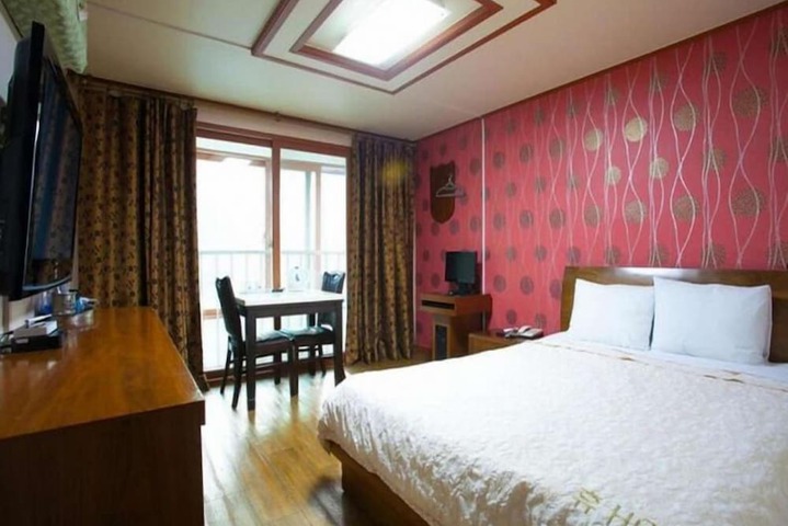 Hue Hotel