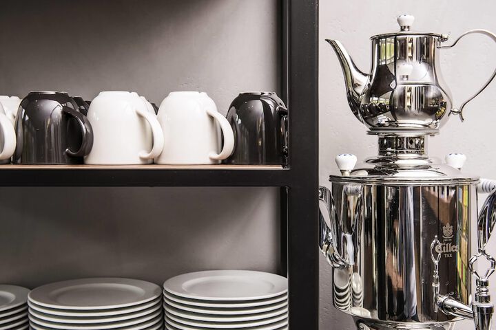 Breakfast/Coffee Service 18 of 35
