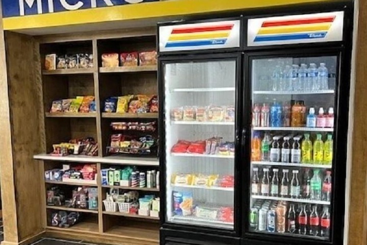 Snack bar