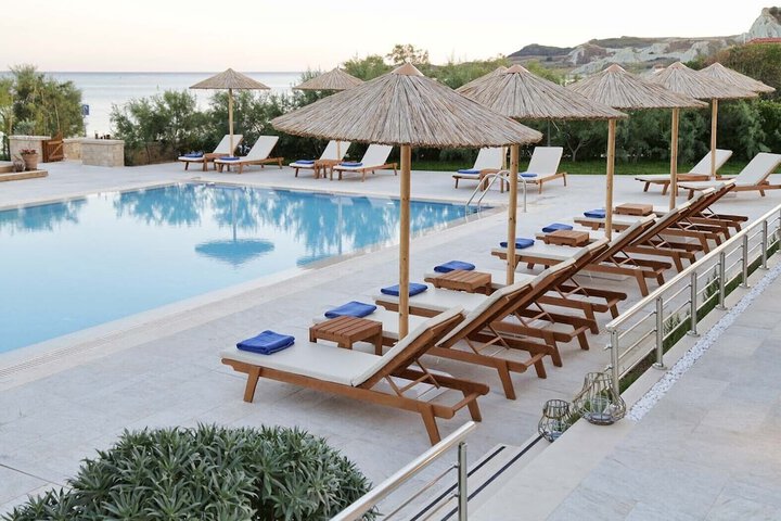 Costa Rossa -Adults Only