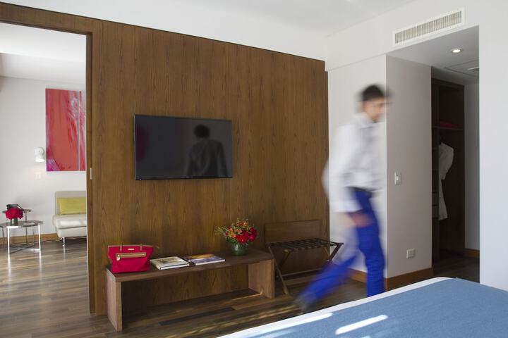 Room 14 of 81