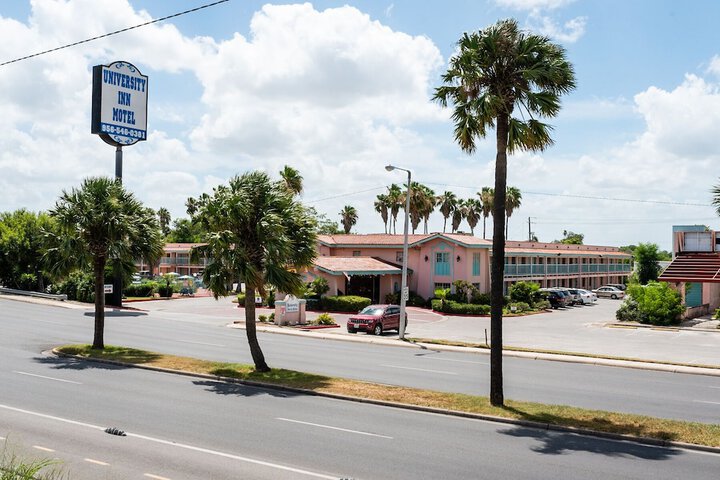Photo of University Inn & Suites