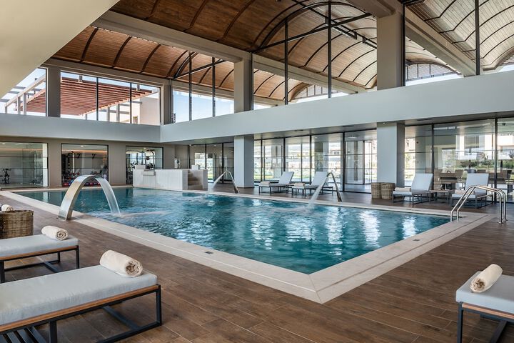 Pool 57 of 189