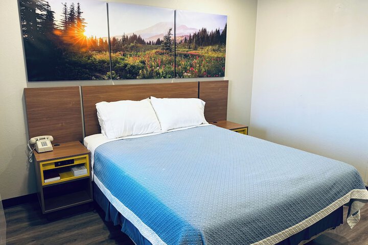 Room 12 of 38