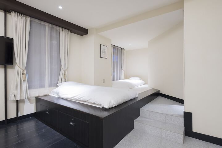 Room 15 of 47