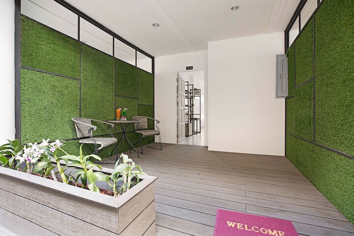 Terrace/Patio 21 of 42