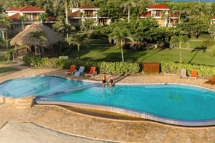 Hotel with Pool