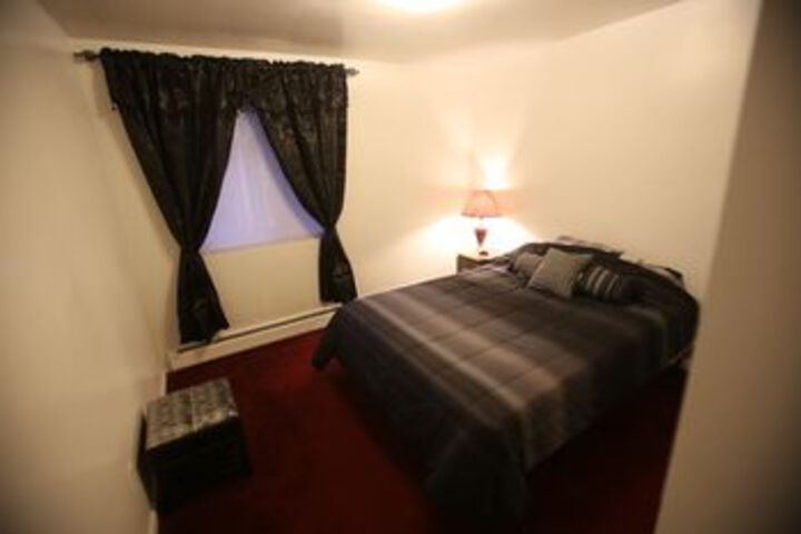 Room 3 of 16