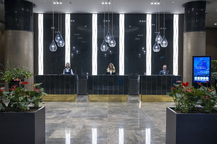 Hotel Interior 4 of 202