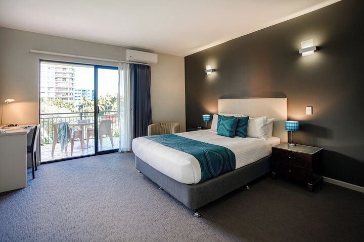 Room 21 of 132