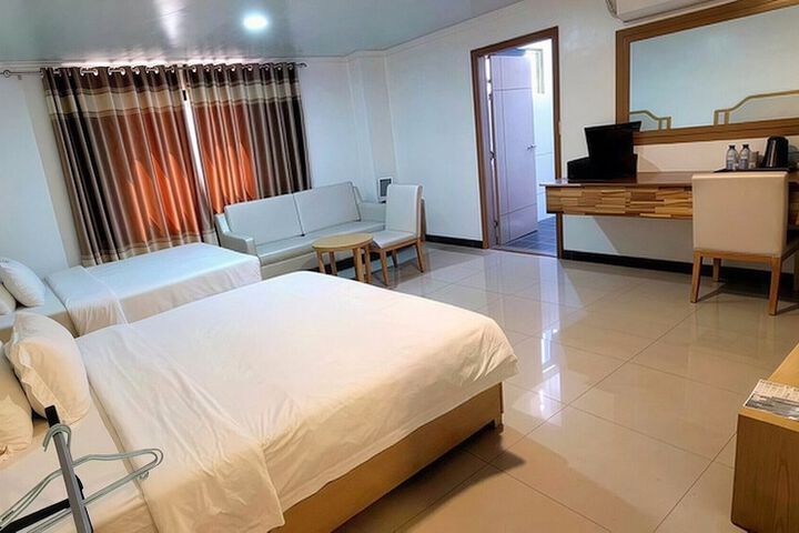Room 7 of 23