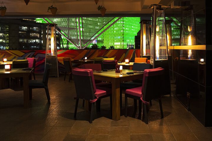 Dining 78 of 149