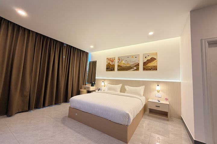 Room 41 of 68