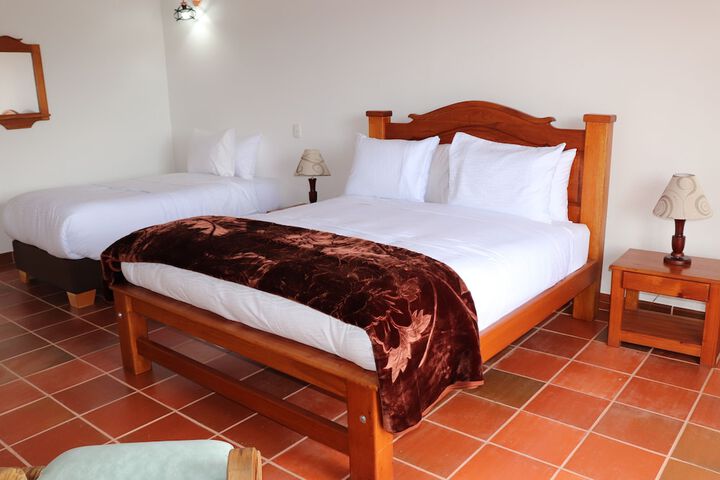 Room 3 of 53