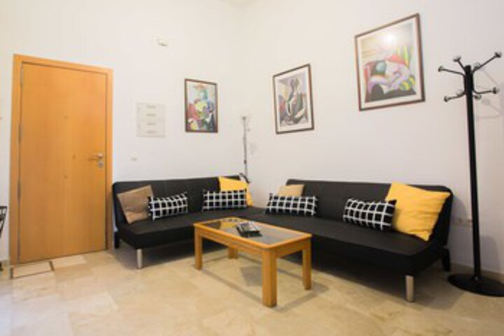 Room 10 of 22