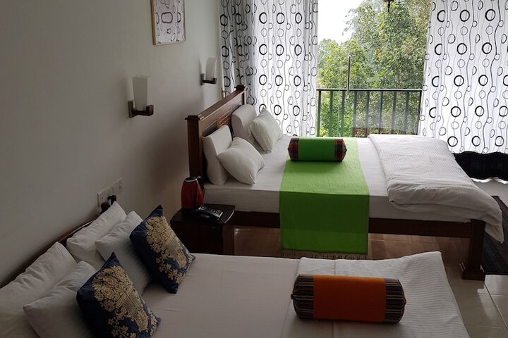 Room 18 of 33
