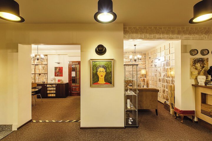 Hotel Interior 19 of 113