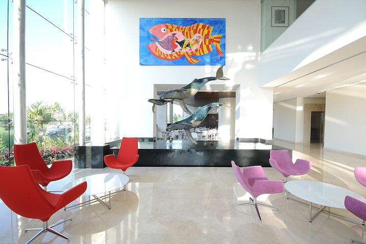 Hotel Interior 4 of 131
