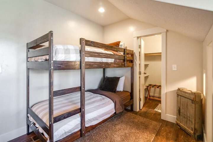 Room 72 of 188