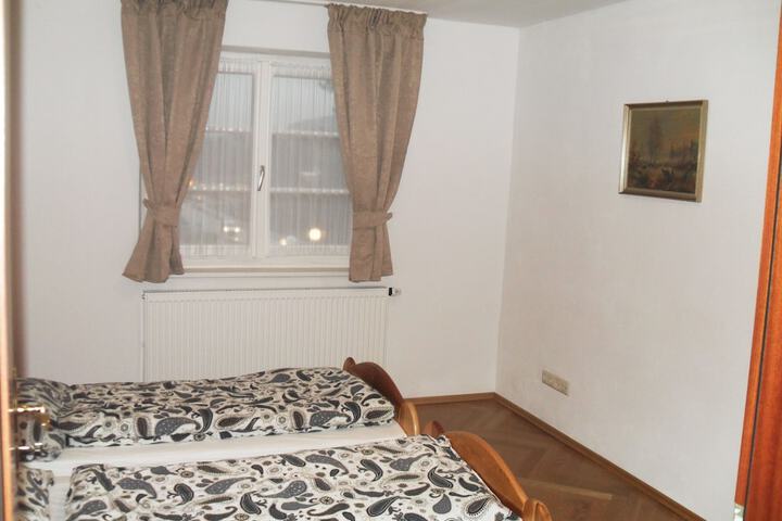 Room 3 of 63