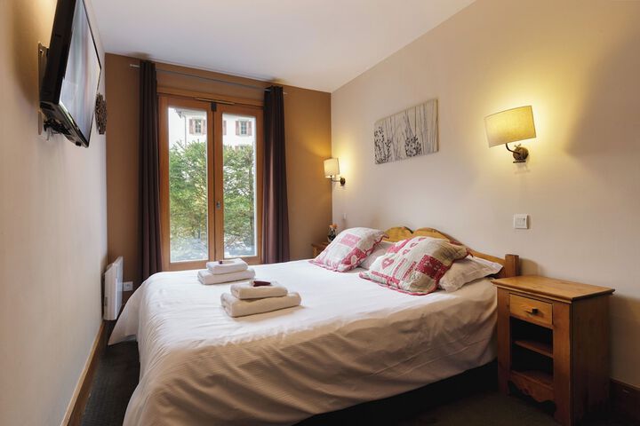 Room 4 of 345