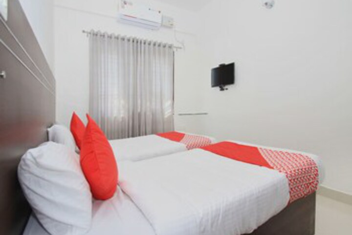 Room 18 of 24