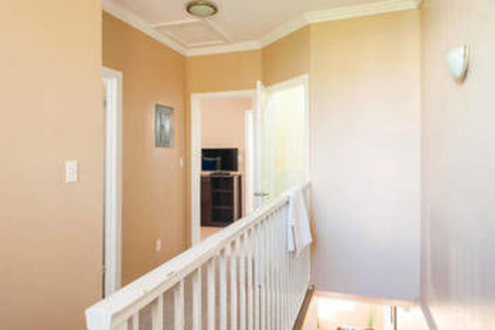 Room 15 of 26
