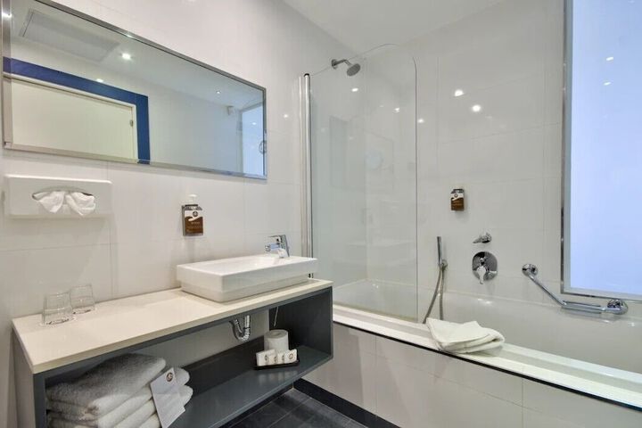 Bath Photo