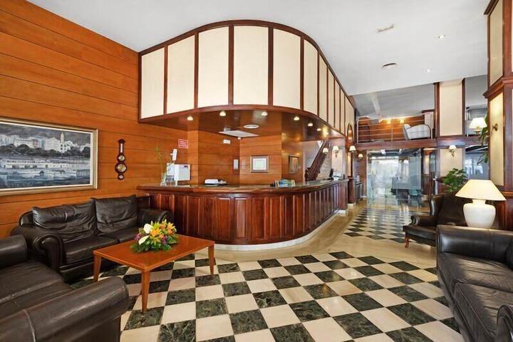 Guest Lobby