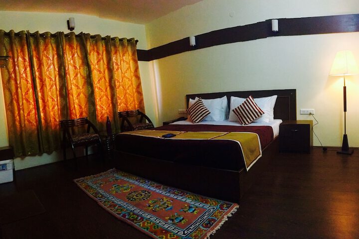 Room 10 of 78
