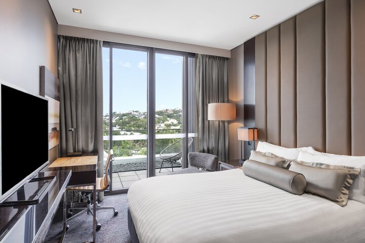 Room 14 of 73