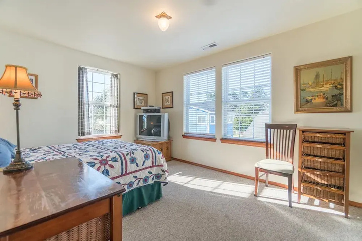 Room 5 of 15