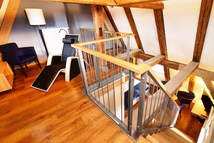 Room 17 of 49
