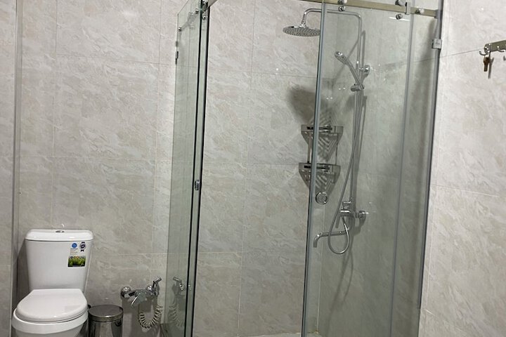 Room 12 of 17