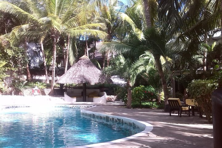Pools & Facilities