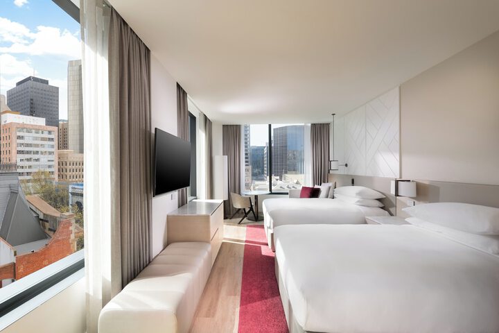 Room 34 of 95