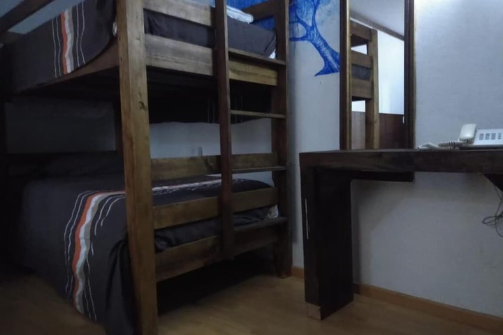 Room 12 of 49