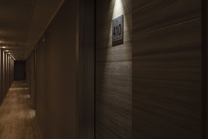Ballroom/Hall 43 of 50
