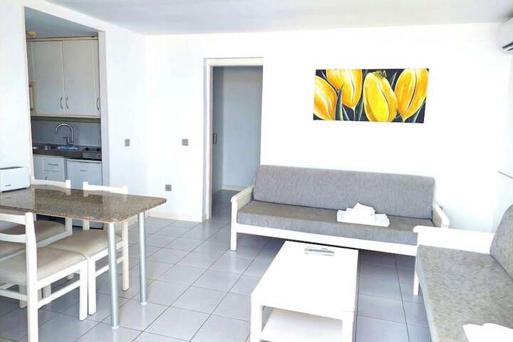 Room 41 of 179