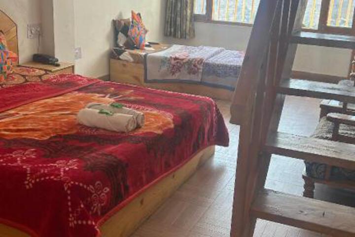 hotel Bhrigu