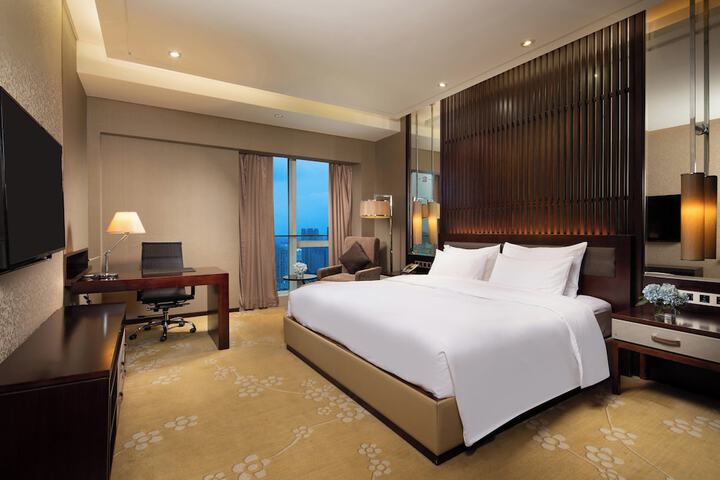 Room 3 of 55